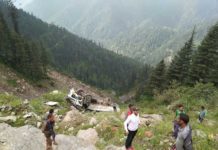 आनी बस-हादसा: टैक्सी चालक की छेड़छाड़ की वजह से गई 5 जानें!